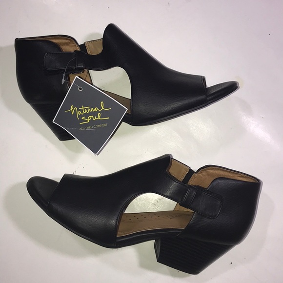 Natural Soul Shoes - NWT Natural Soul sandals